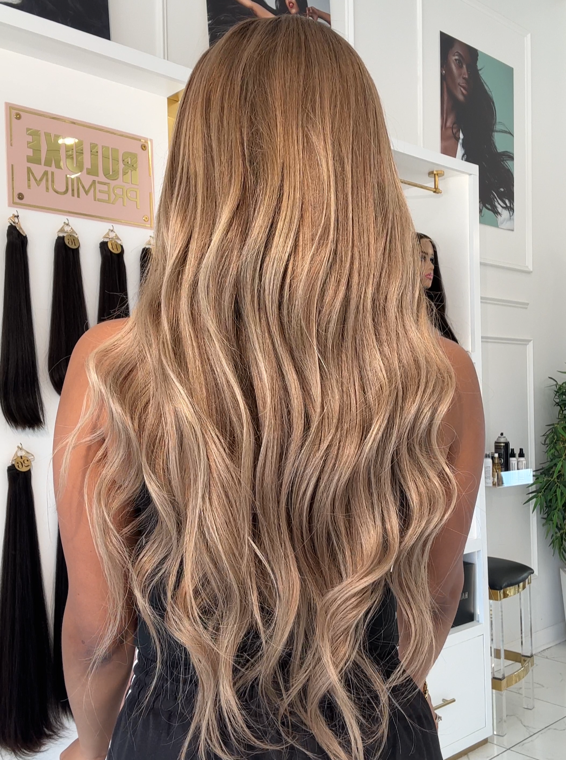 Lauren - Glueless 5x5 Closure Wig