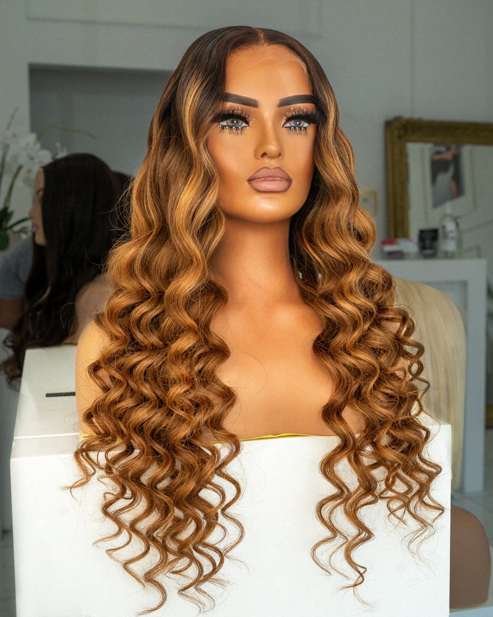 Bianca 24" - Glueless 5x5 Closure Wig